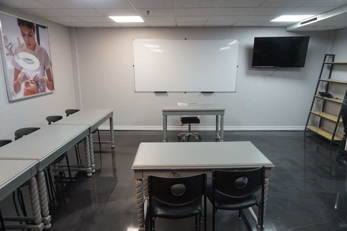 Academy 2121 classroom